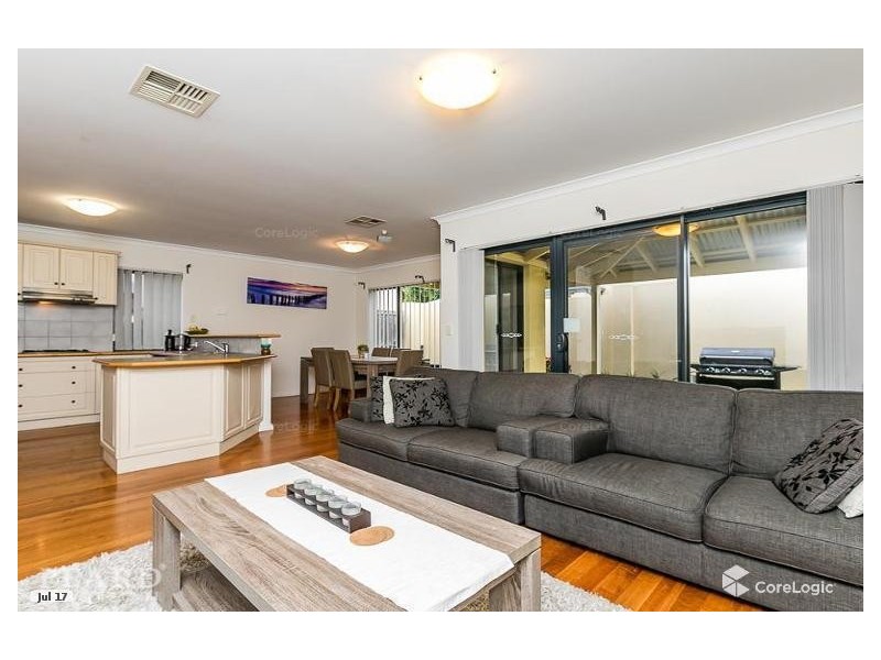 24 Halliday Grove, Hillarys WA 6025