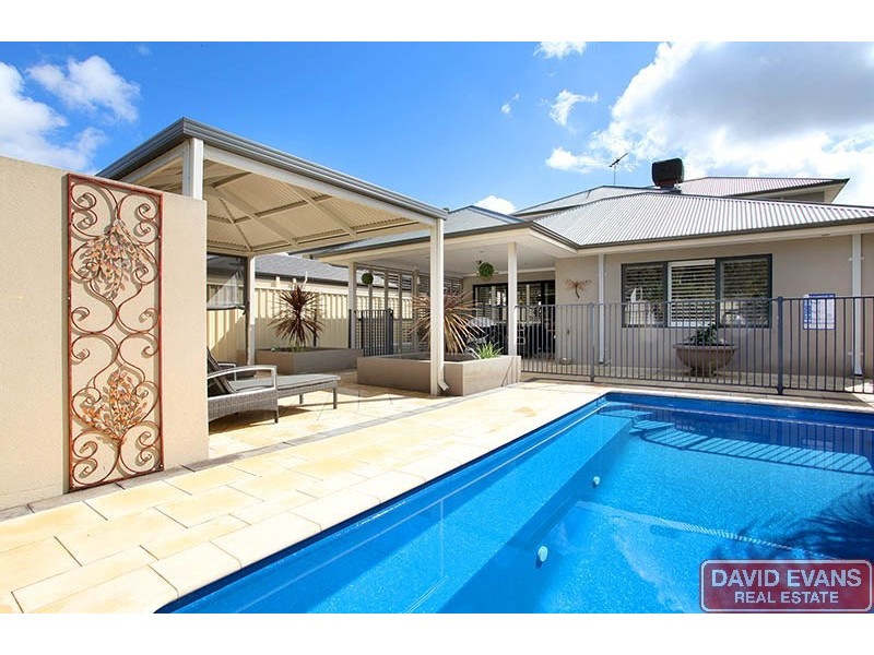 54 Denver Avenue, Madeley WA 6065