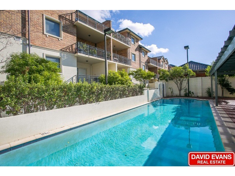 33/101 Grand Boulevard, Joondalup WA 6027