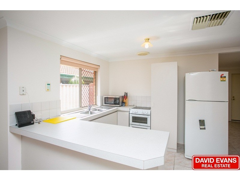 12 Yerilla Glen, Ballajura WA 6066