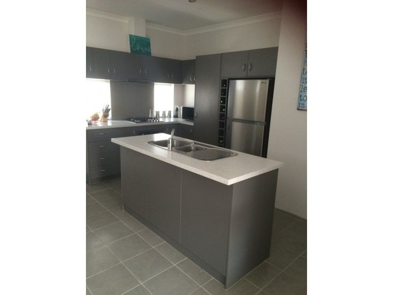 190 Nicholas Road, Hocking WA 6065