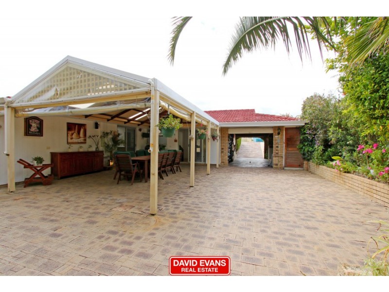 15 Strombus Way, Heathridge WA 6027