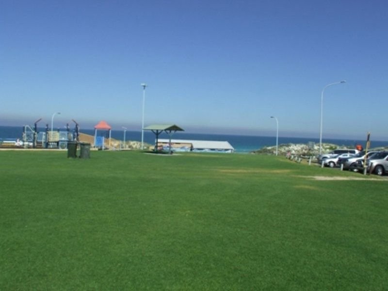 8A Alice Drive, Mullaloo WA 6027