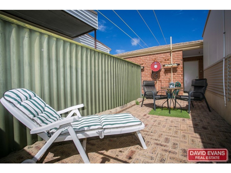 72/30 Mangano Place, Wanneroo WA 6065