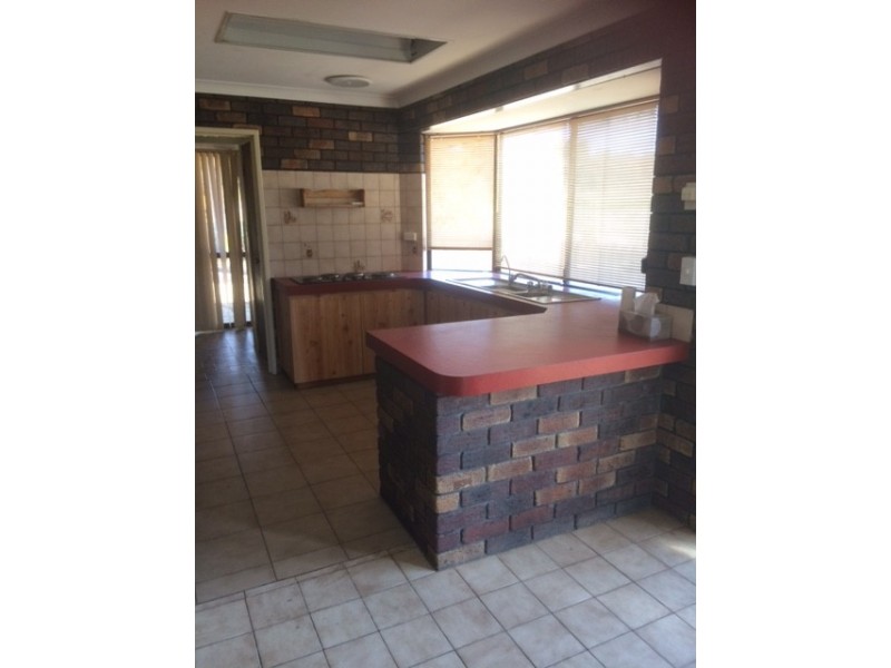 53 Wildflower Drive, Carramar WA 6031