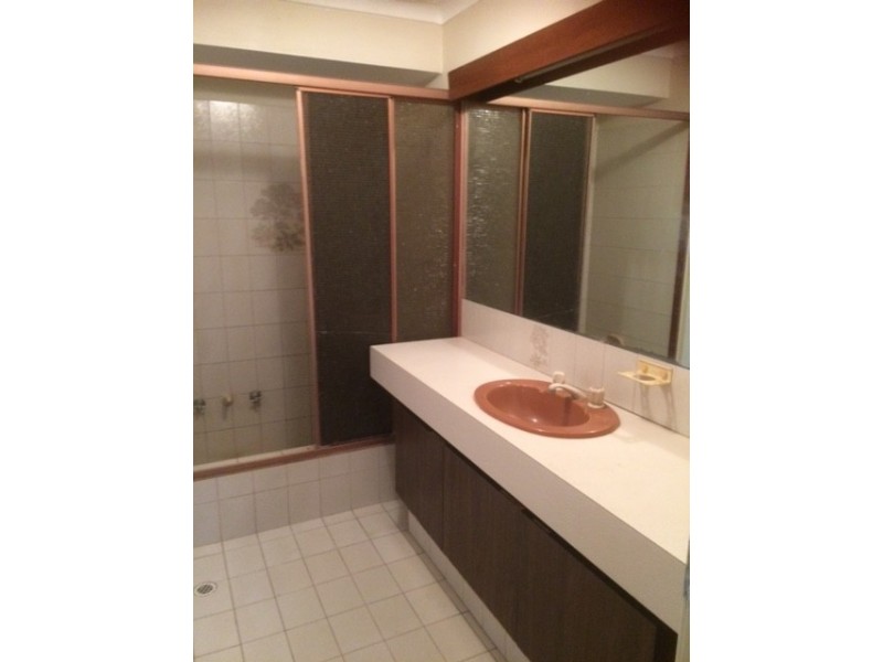 53 Wildflower Drive, Carramar WA 6031