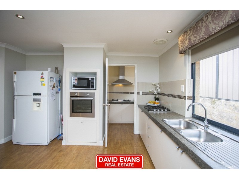 2 Turner Parkway, Carramar WA 6031