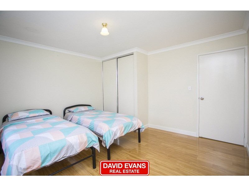 2 Turner Parkway, Carramar WA 6031
