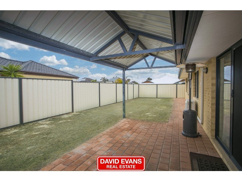2 Turner Parkway, Carramar WA 6031
