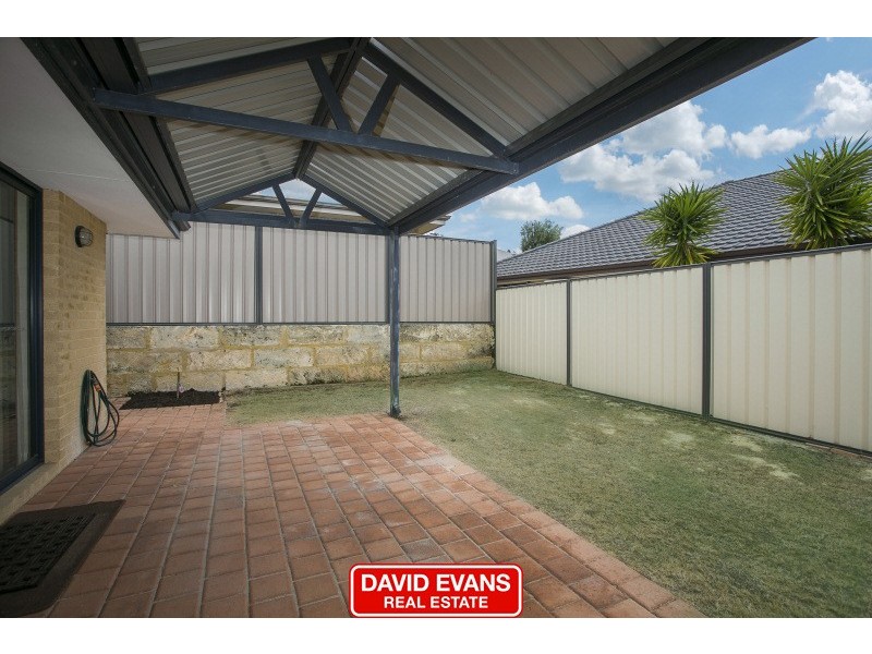 2 Turner Parkway, Carramar WA 6031
