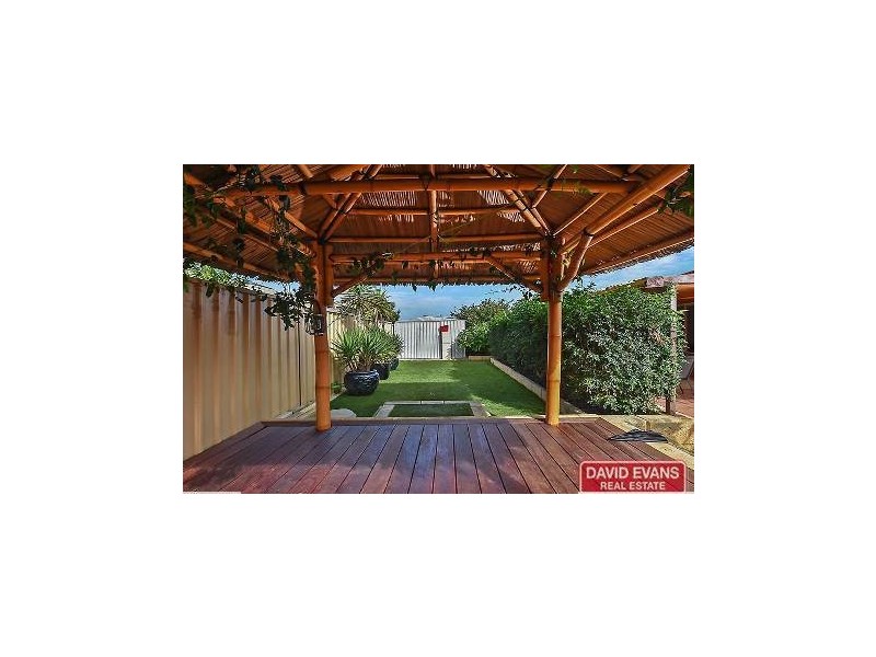 11 Mulwarrie Circle, Wanneroo WA 6065