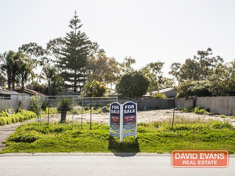 69 Danbury Crescent, Girrawheen WA 6064