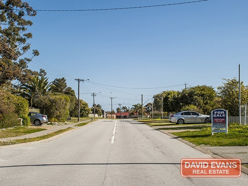 69 Danbury Crescent, Girrawheen WA 6064