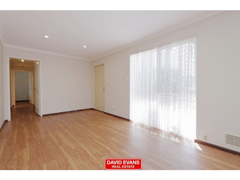 15 Bendix Way, Girrawheen WA 6064