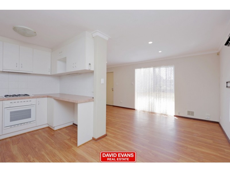 15 Bendix Way, Girrawheen WA 6064