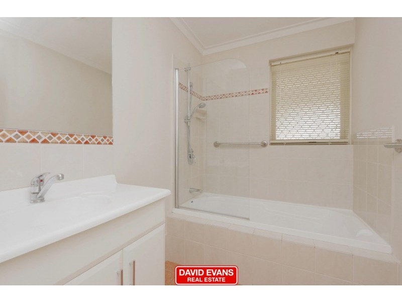 15 Bendix Way, Girrawheen WA 6064