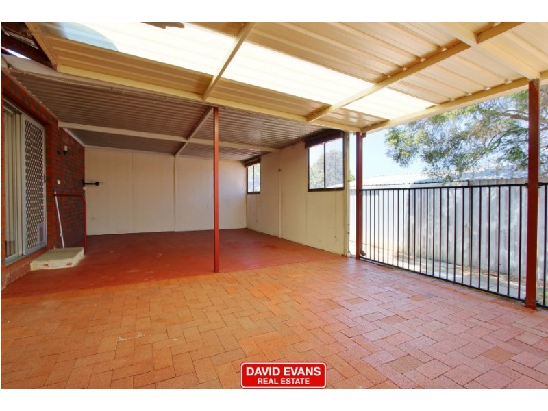 15 Bendix Way, Girrawheen WA 6064