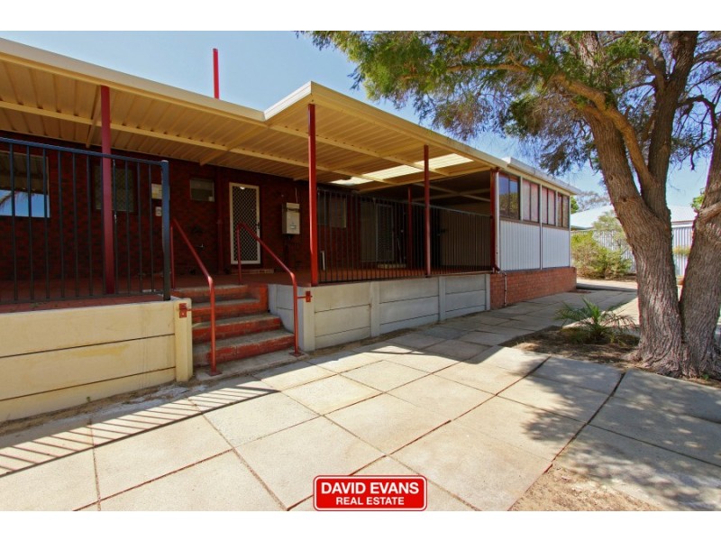15 Bendix Way, Girrawheen WA 6064