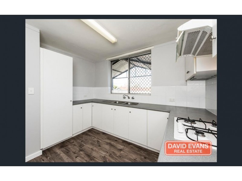 57d Amberton Ave, Girrawheen WA 6064