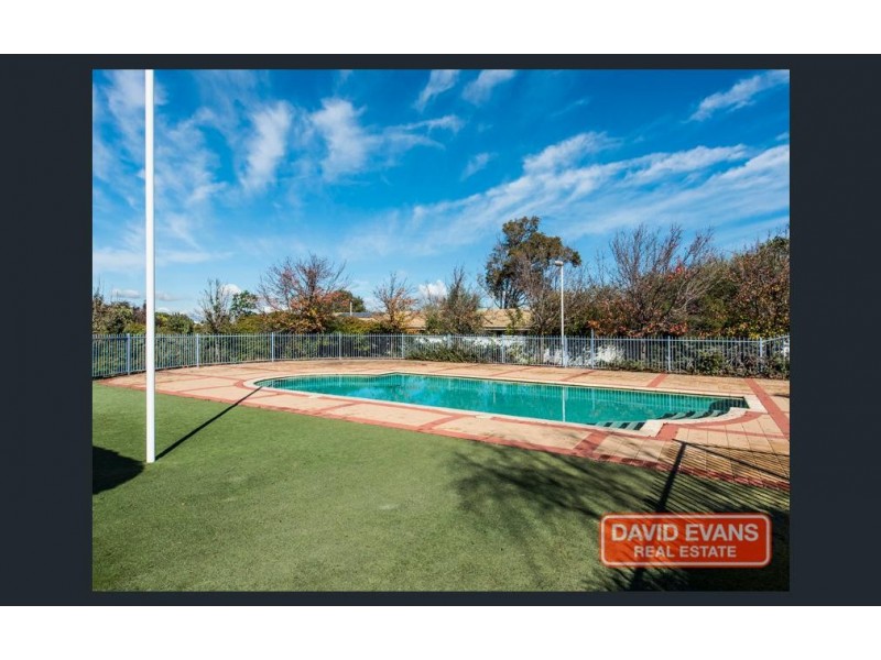 57d Amberton Ave, Girrawheen WA 6064