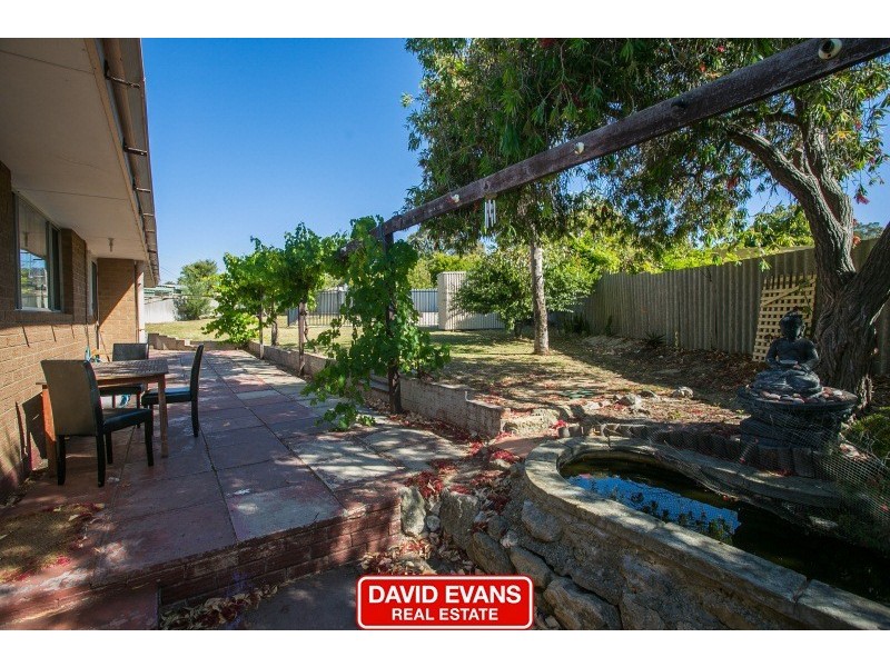 12 Yera Place, Wanneroo WA 6065