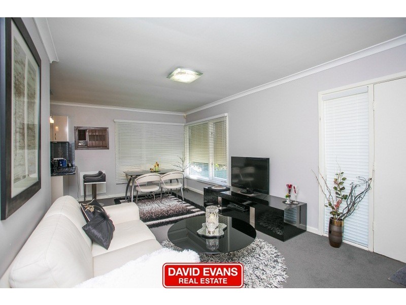 28 Harford Way, Girrawheen WA 6064
