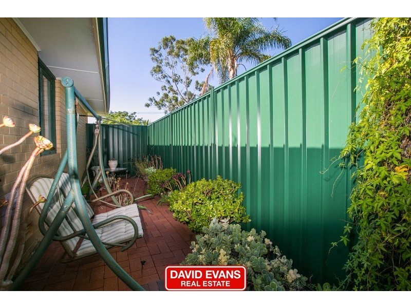 28 Harford Way, Girrawheen WA 6064