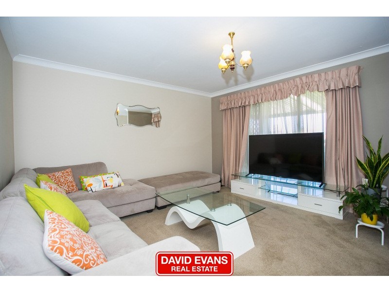 23 Allambie Way, Craigie WA 6025