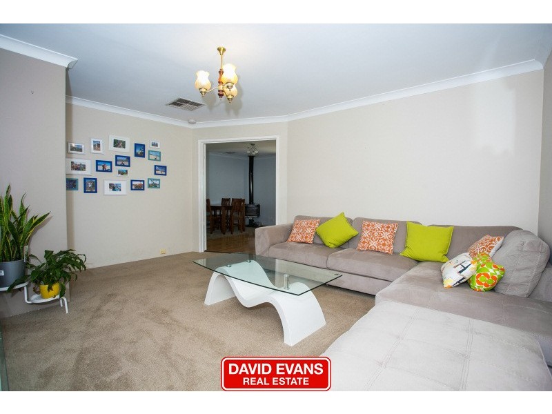 23 Allambie Way, Craigie WA 6025