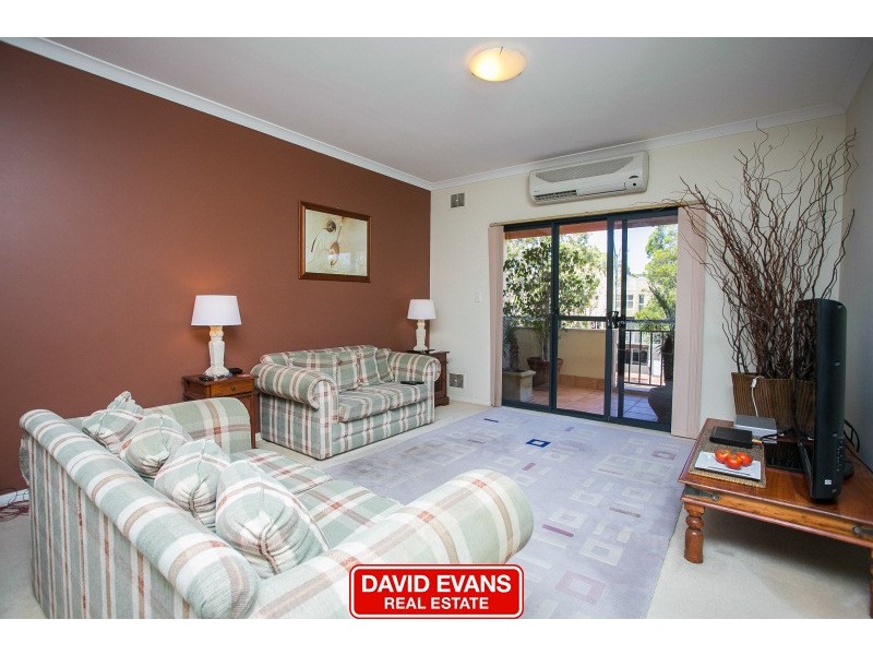 32/18 Kingsbury Road, Joondalup WA 6027