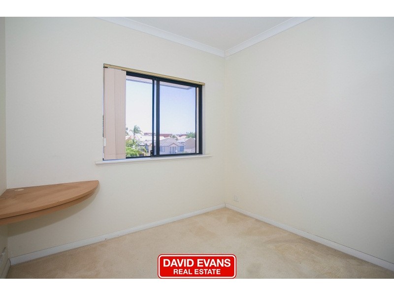 32/18 Kingsbury Road, Joondalup WA 6027