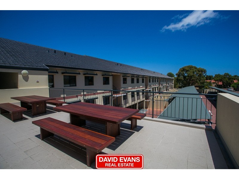 32/18 Kingsbury Road, Joondalup WA 6027