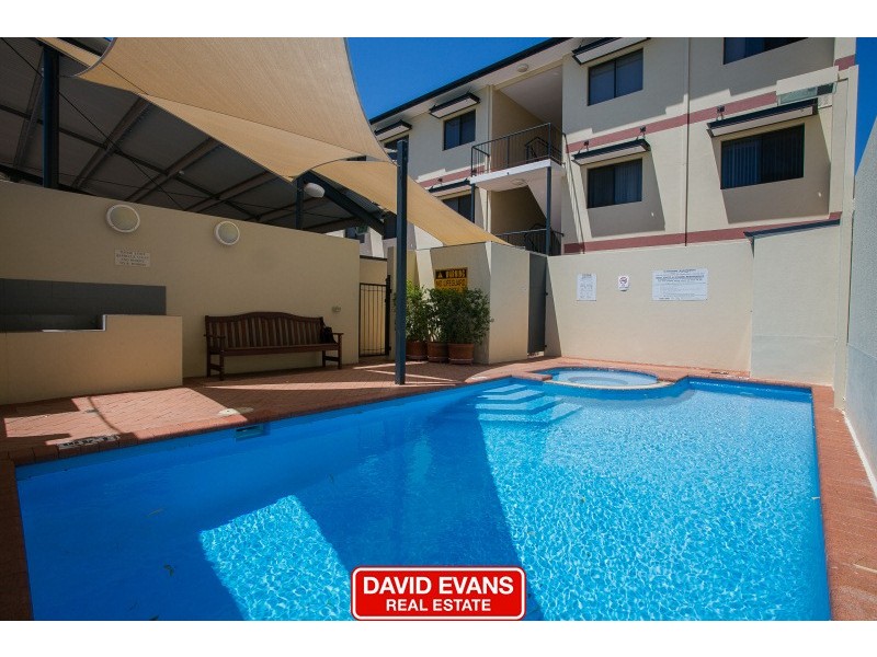 32/18 Kingsbury Road, Joondalup WA 6027