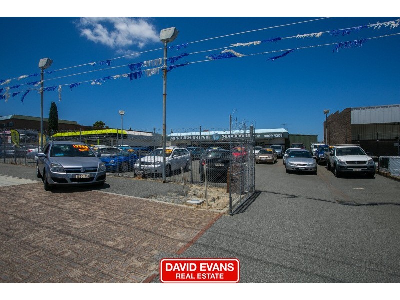 2/18 Buckingham Drive, Wangara WA 6065