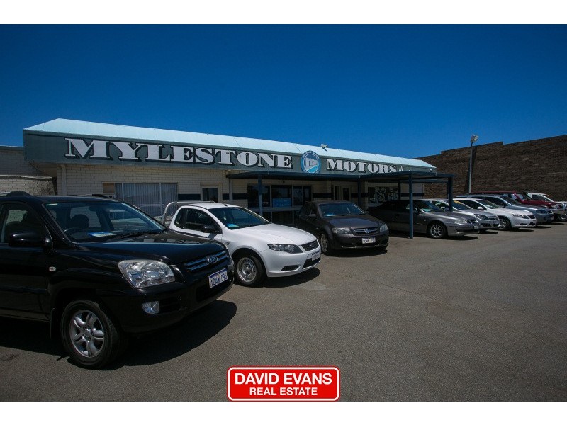 2/18 Buckingham Drive, Wangara WA 6065