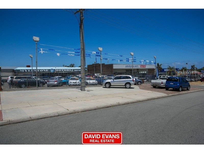 2/18 Buckingham Drive, Wangara WA 6065