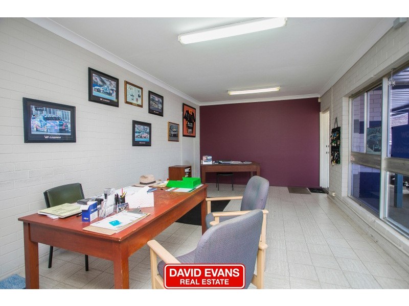 2/18 Buckingham Drive, Wangara WA 6065