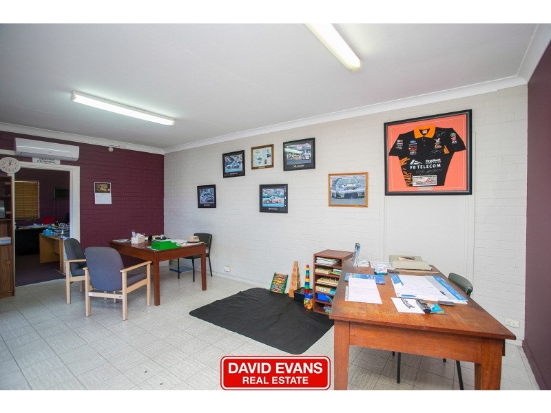 2/18 Buckingham Drive, Wangara WA 6065