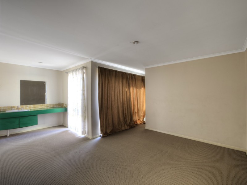 45 Greenpark Road, Alexander Heights WA 6064