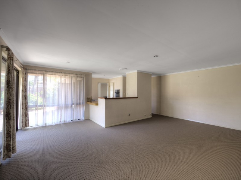 45 Greenpark Road, Alexander Heights WA 6064