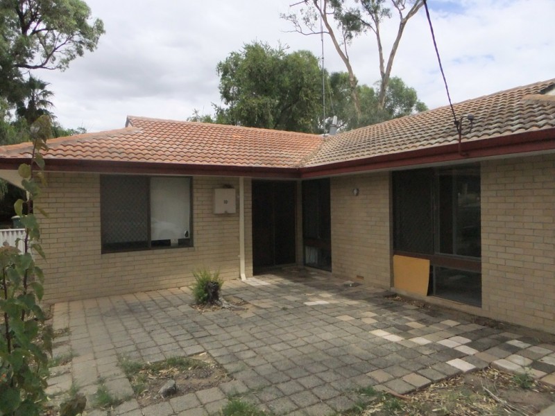 10 Clarkside Court, Wanneroo WA 6065