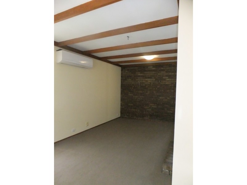 10 Clarkside Court, Wanneroo WA 6065