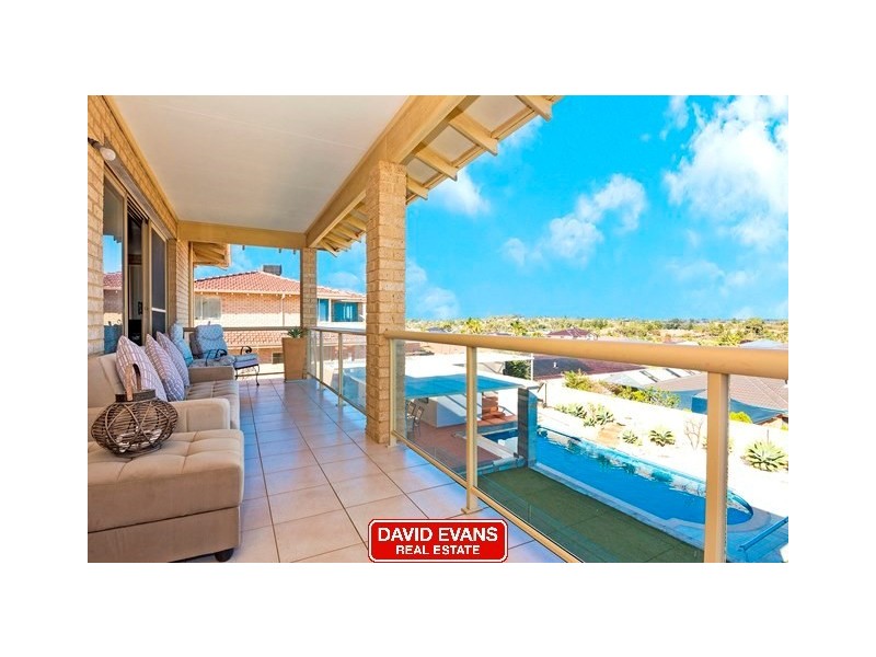 10 Rainbow View, Ocean Reef WA 6027