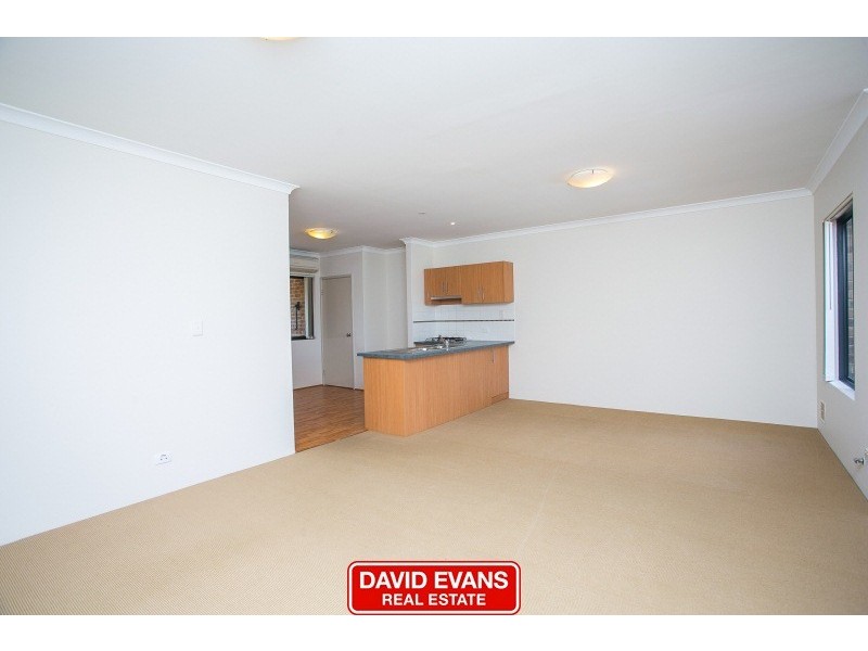 11/9 Lakeside Drive, Joondalup WA 6027