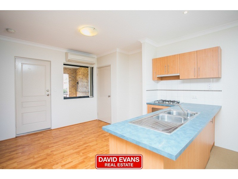 11/9 Lakeside Drive, Joondalup WA 6027