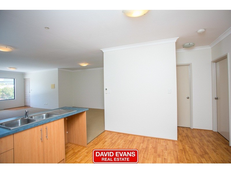 11/9 Lakeside Drive, Joondalup WA 6027