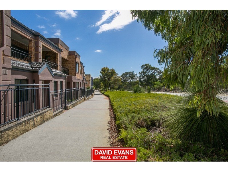 11/9 Lakeside Drive, Joondalup WA 6027