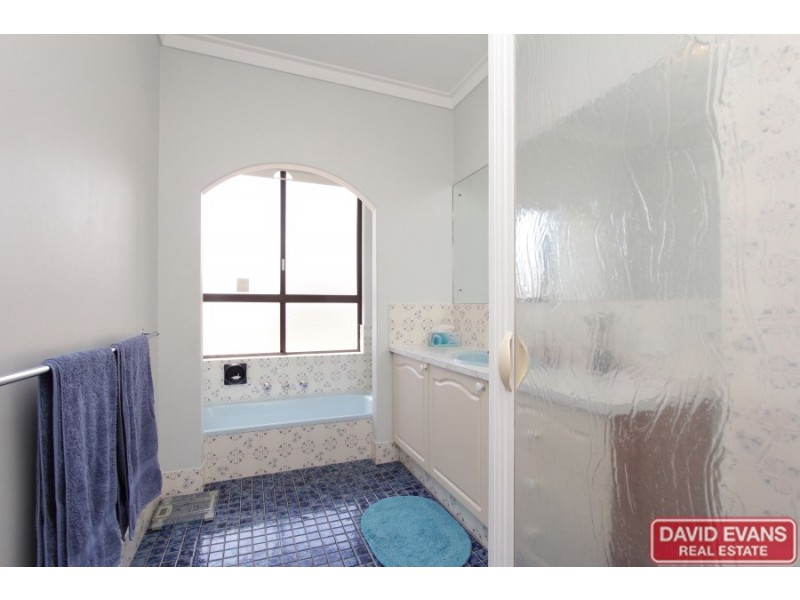 18 Cobradah Way, Kingsley WA 6026