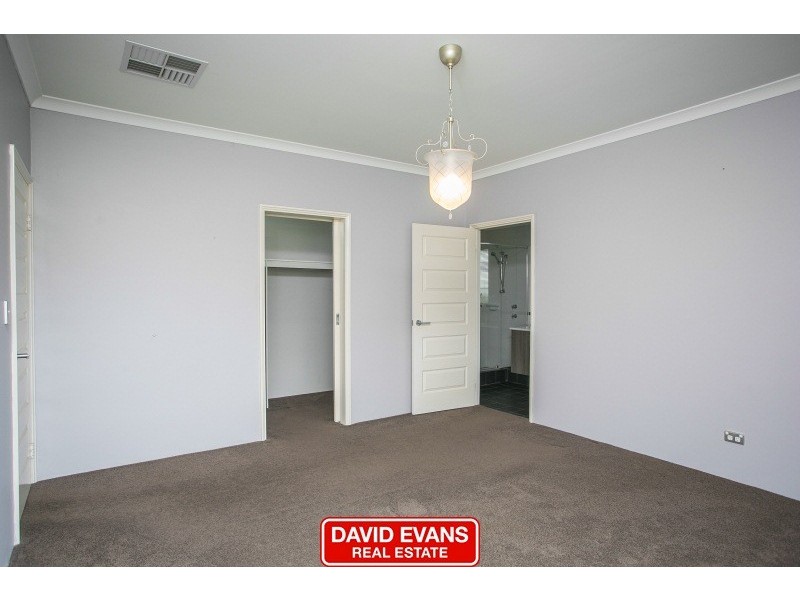 2 Scarlet Close, Tapping WA 6065