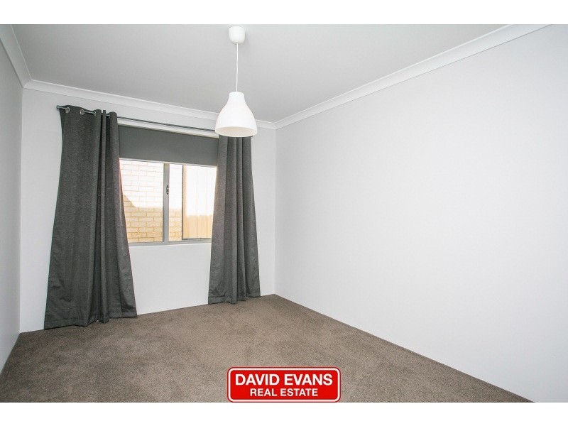 2 Scarlet Close, Tapping WA 6065